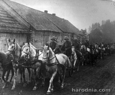 Чырвонаармейскія тачанкі на вуліцах Ракава, верасень 1939 г