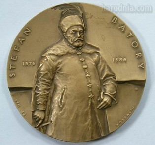 Медаль, прысвечаны Фары Вітаўта і Стэфану Баторыю, адбіты на манетным двары ў Кашаліне