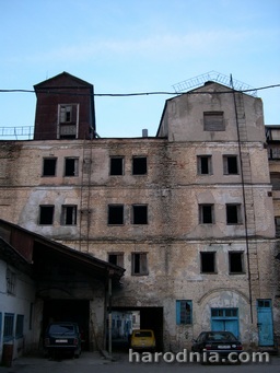 Знесены ў 2007 годзе млын Ашэра Касоўскага па вул. Васілька (1).